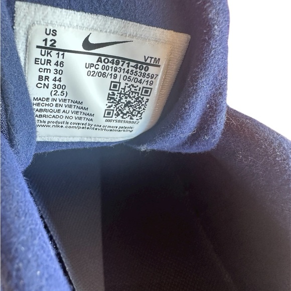 Nike Air Max 270 React Men\'s Sneakers Blue Sz 12 Running Shoes main image 3